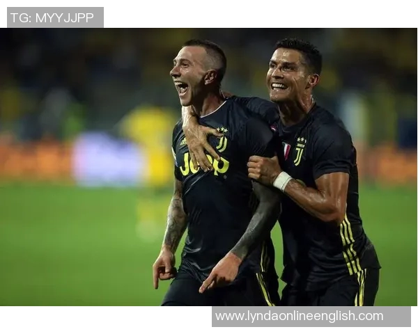 贝纳德斯基揭秘C罗真实个性谦逊友善与团队融洽相处