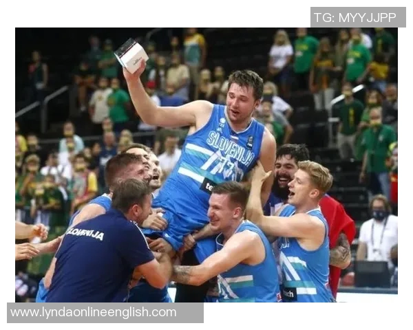 科尔称巴特勒东契奇凭力量基本功和高球商持续制造对手犯规 科尔称巴特勒东契奇凭力量基本功和高球商持续制造对手犯规