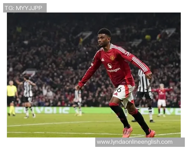 曼联球迷热议瓦伦西亚最契合阿莫林现代翼卫角色得票率达32