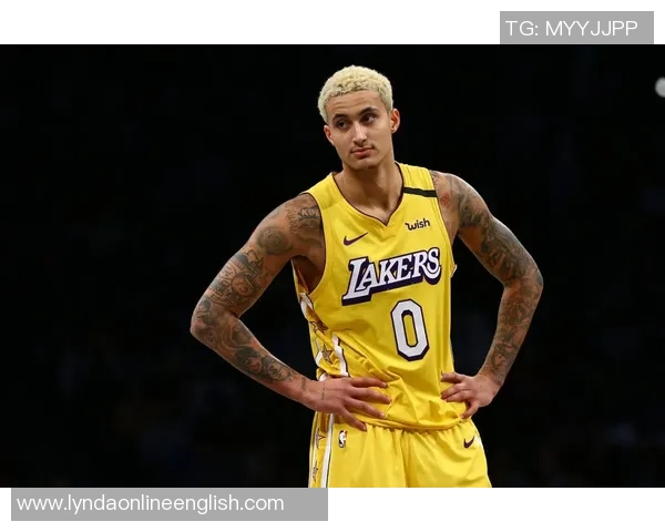 米奇约翰逊赞索汉与奥利尼克双星闪耀防守拼搏进攻高效表现引关注 米奇约翰逊赞索汉与奥利尼克双星闪耀防守拼搏进攻高效表现引关注