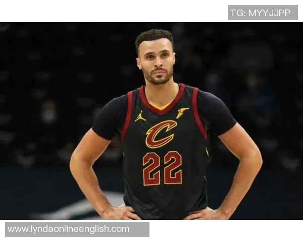 小南斯盛赞亨特如同莱昂纳德般出色表现助力全场胜利