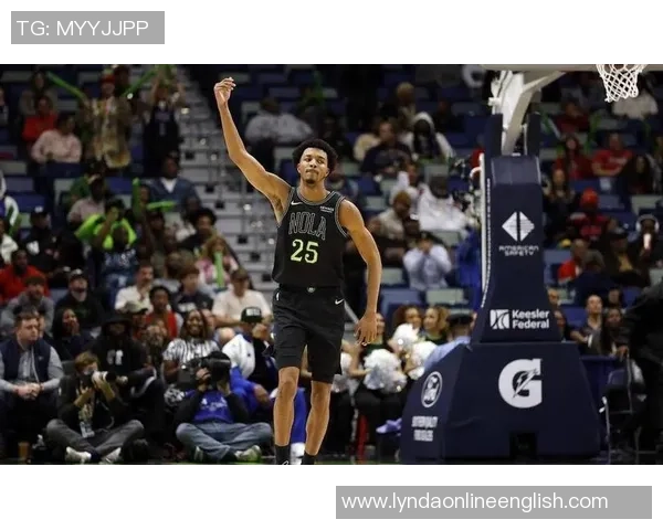 特雷墨菲备受追捧多位高管认为他可换三首轮和多名实力球员 特雷墨菲备受追捧多位高管认为他可换三首轮和多名实力球员